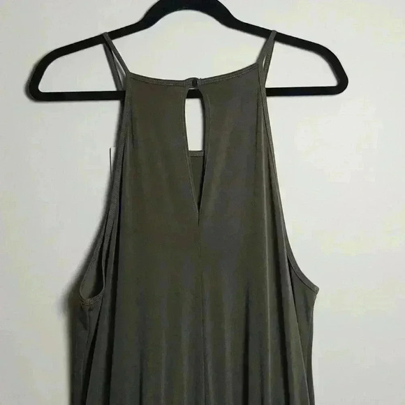 Lanston NWT Halter Sleeveless Jumpsuit in Army Green Size Large - Picture 10 of 14